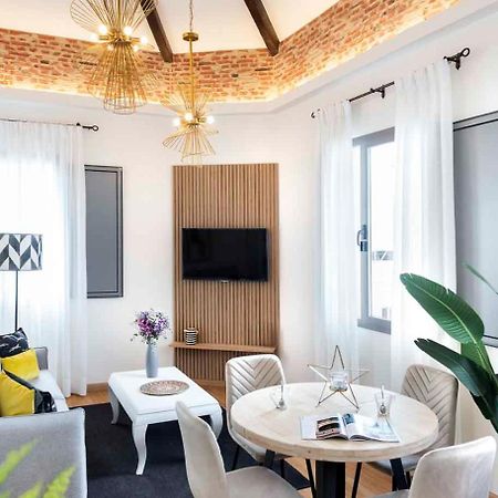 Apartamento Familiar Nuevo De Diseno En La Mejor Zona De Triana, Parking Included Seville Luaran gambar